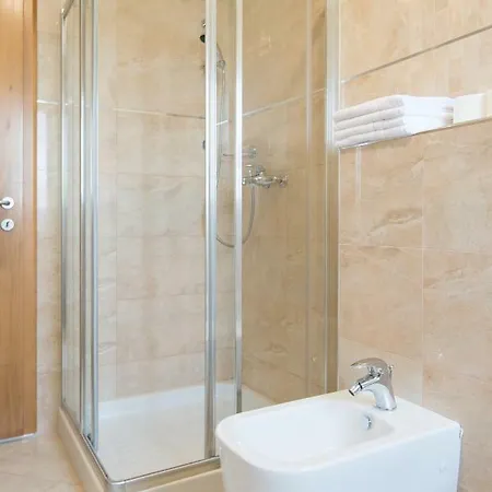 Villa Lumare - 100M From The Sea Pula Exterior photo